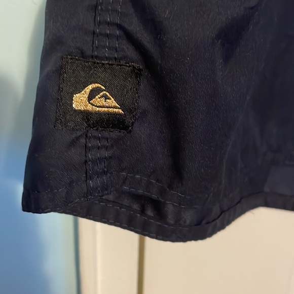 Floral Foil Tie Quiksilver Board Shorts, Size 40 - Picture 2 of 11